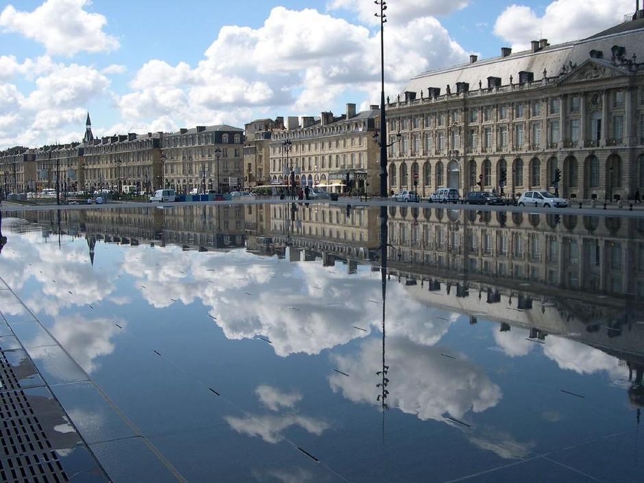 Ausone Beautiful Loft Apartment In Historical Center + Terrace And Parking Bordeaux Eksteriør billede