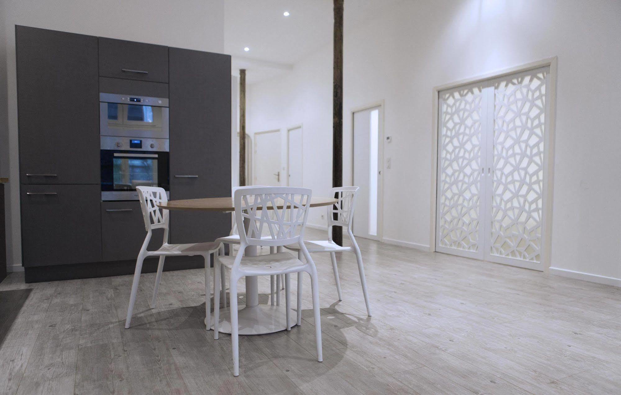 Ausone Beautiful Loft Apartment In Historical Center + Terrace And Parking Bordeaux Eksteriør billede